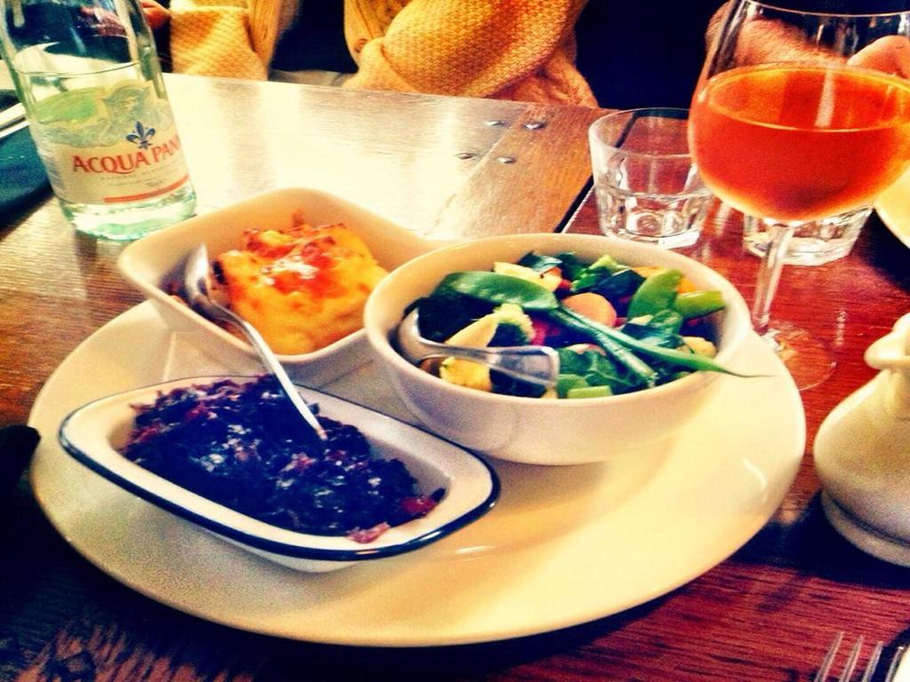 The Black Horse Fulmer ภายนอก รูปภาพ